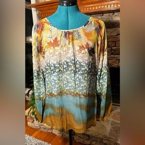 Sundance silk top with abstract leaf pattern, size medium